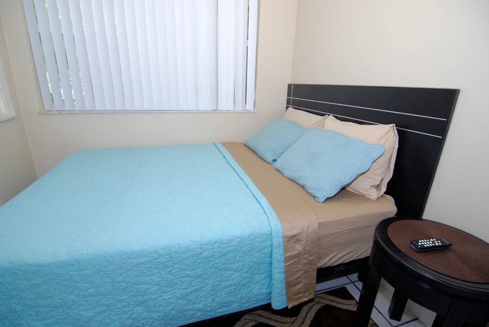 Sheridan Hostel Dania Beach Exterior photo