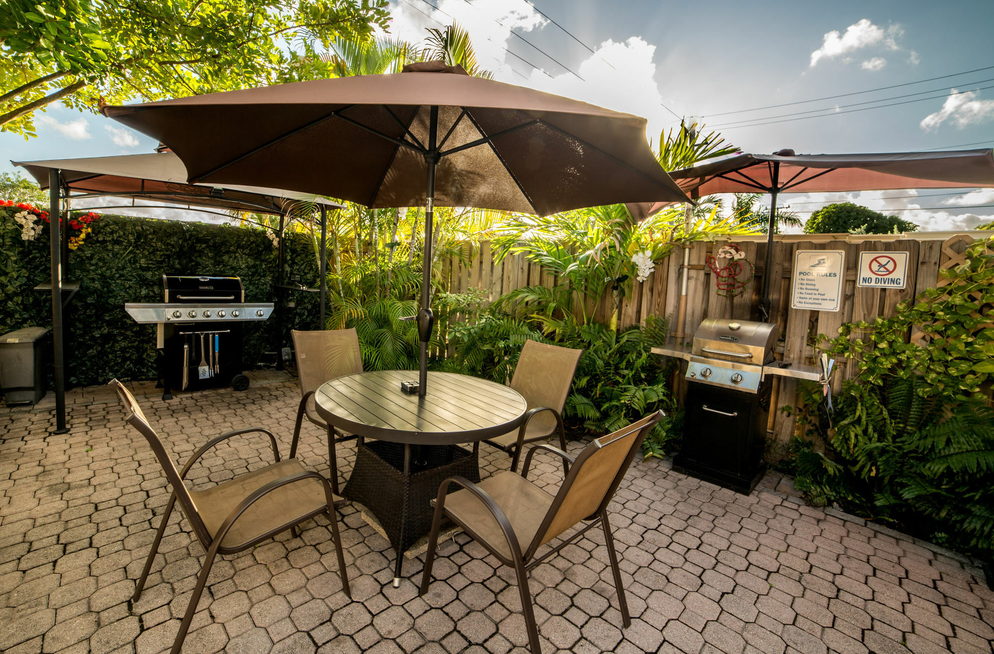 Sheridan Hostel Dania Beach Exterior photo